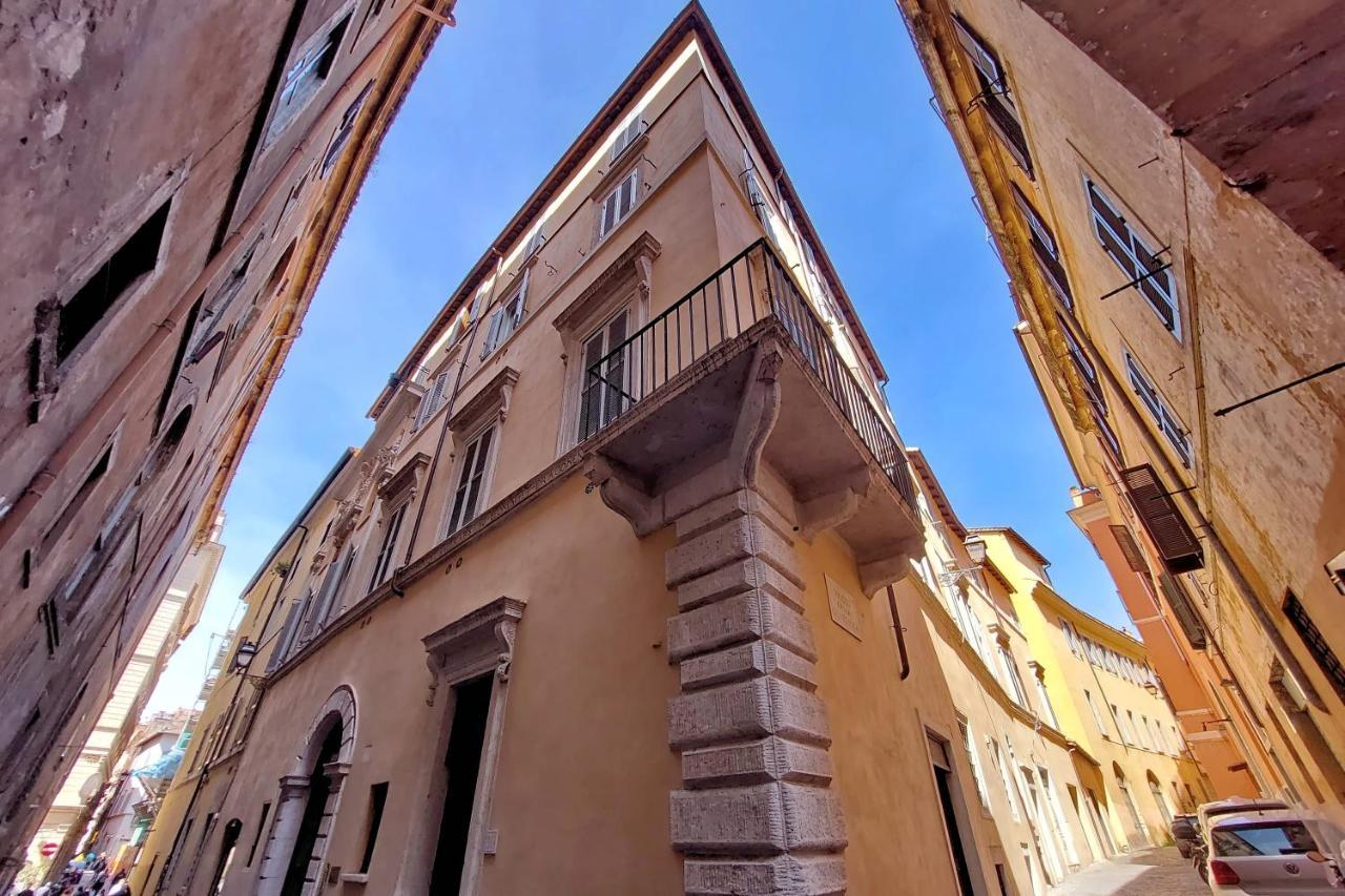 Ych-Pretty Flat Close Pantheon ローマ エクステリア 写真